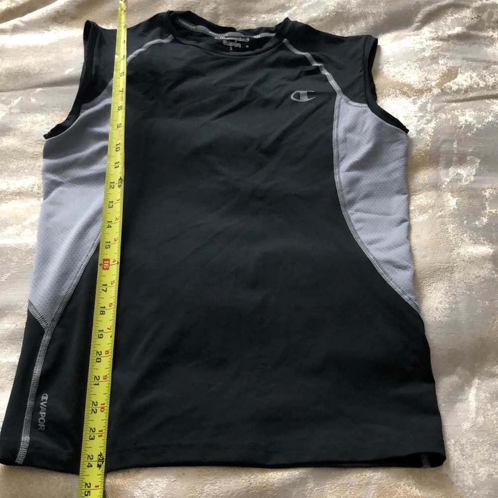 Champion shirt L